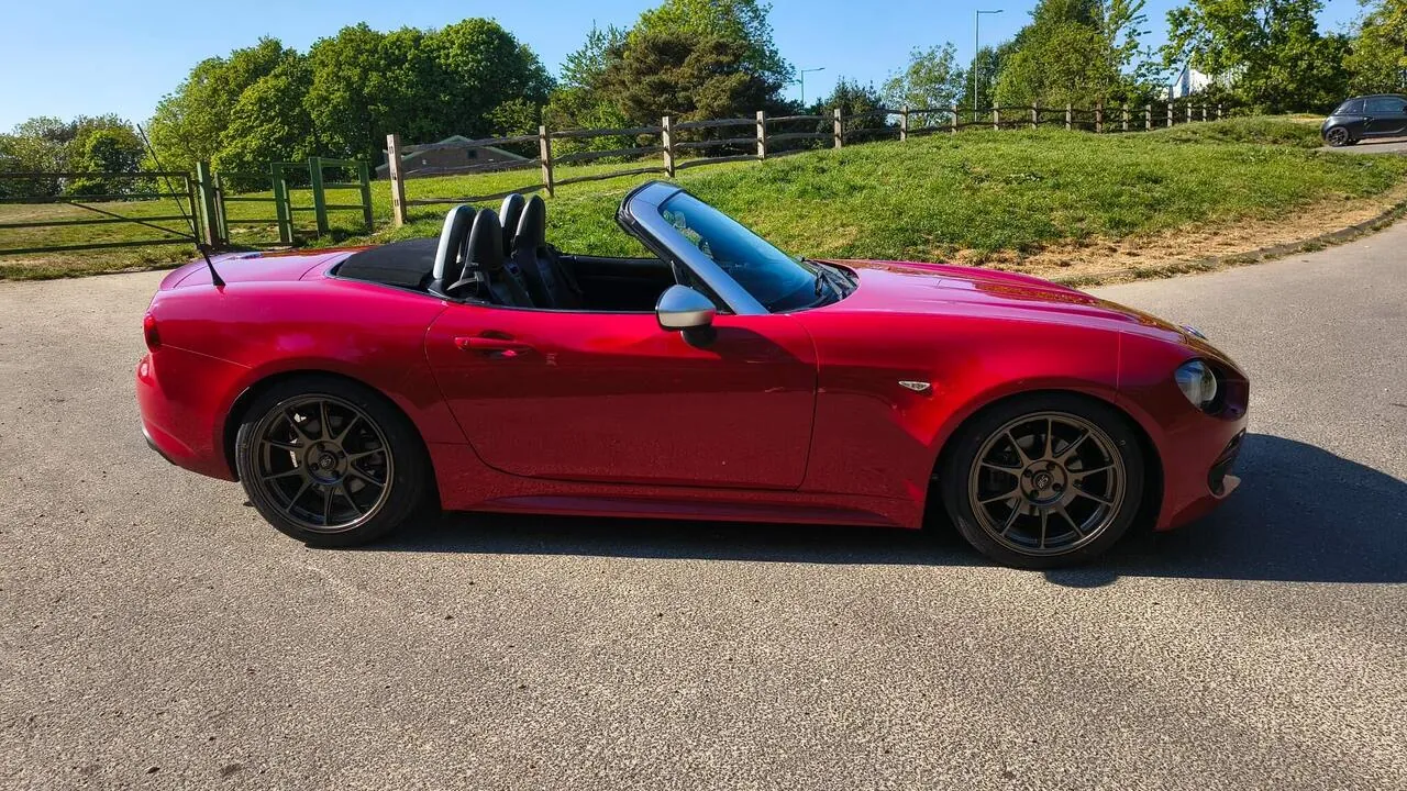 Fiat 124 Spider 2016 photo 5
