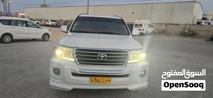 Toyota Land Cruiser 2014 photo 3