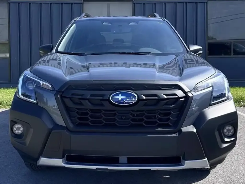 Subaru Forester 2024 photo 2