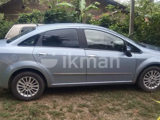Fiat Linea 2011 photo 5