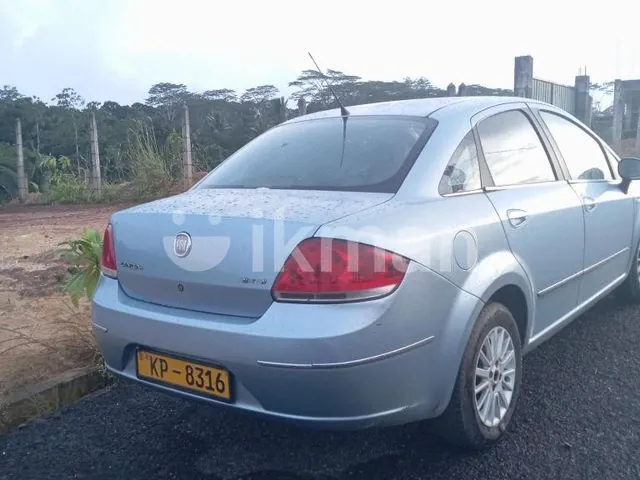 Fiat Linea 2011 photo 2