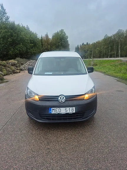 Volkswagen Caddy Maxi 2012 photo 2