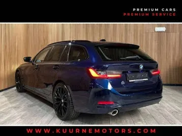 BMW 3 Series 2022 photo 2