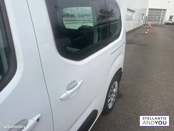 Citroen Berlingo 2022 photo 5