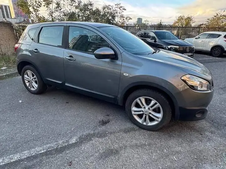 Nissan Qashqai 2011 photo 3
