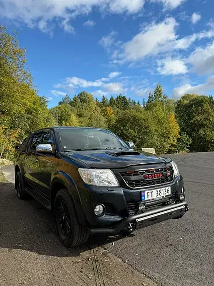 Toyota Hilux 2012 photo 2