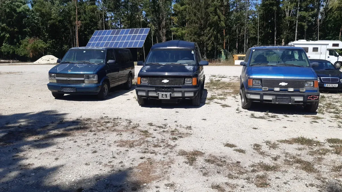 Chevrolet Astro
