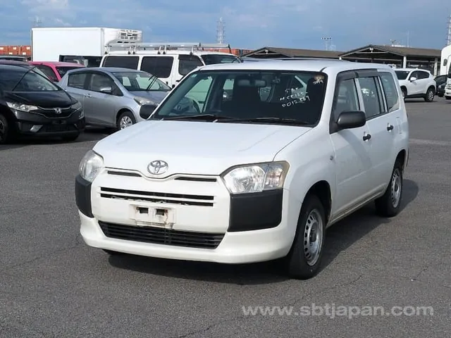 Toyota Probox 2015 photo 2