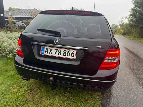 Mercedes-Benz C200 2012 photo 3