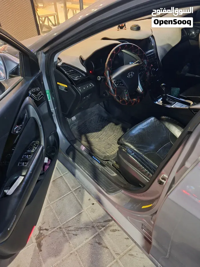 Hyundai Azera 2015 photo 3