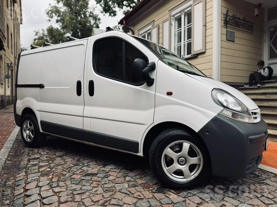 Nissan Primastar 2006 photo 2