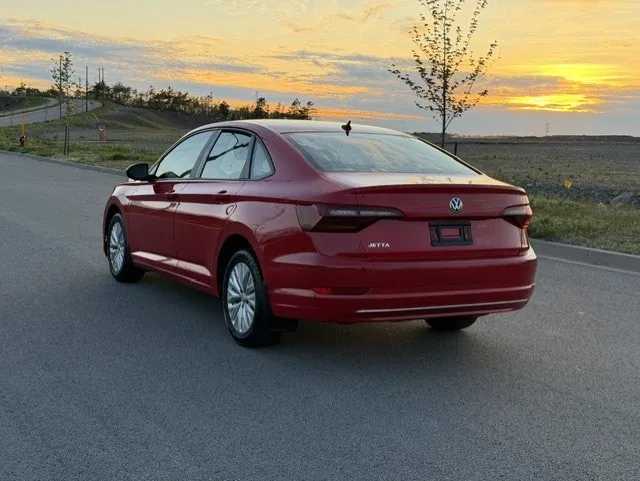 Volkswagen Jetta 2019 photo 2