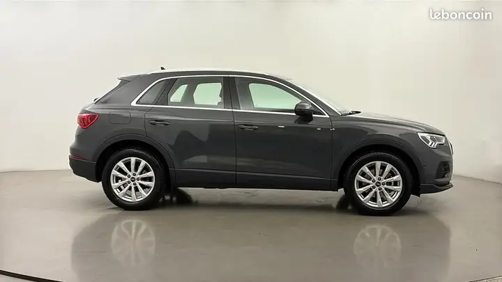 Audi Q3 2023 photo 4