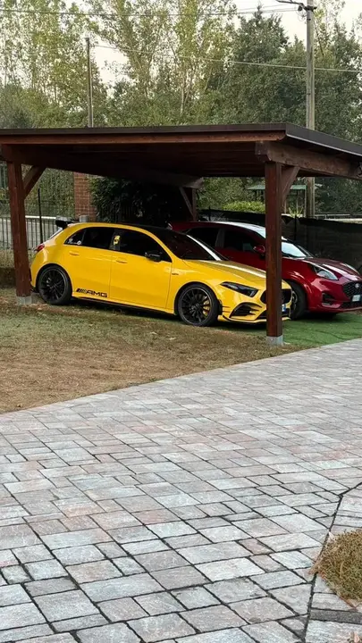 Mercedes-Benz A35 Amg