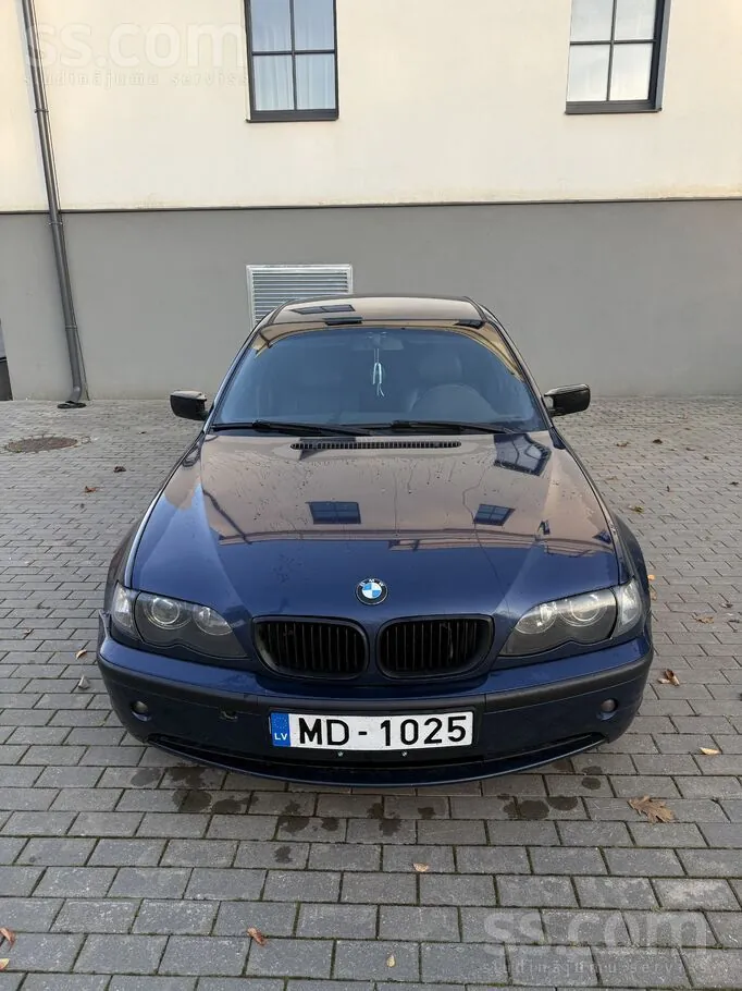 BMW 320 2003 photo 2