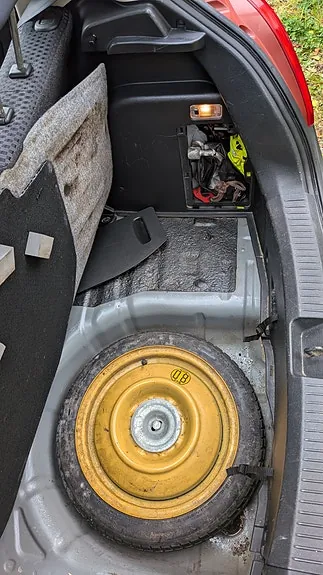 Mazda 2 2012 photo 4