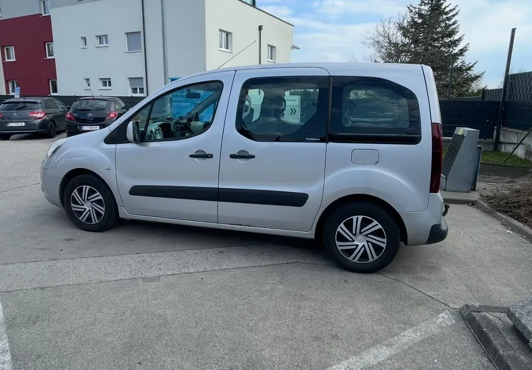 Citroen Berlingo 2012 photo 3