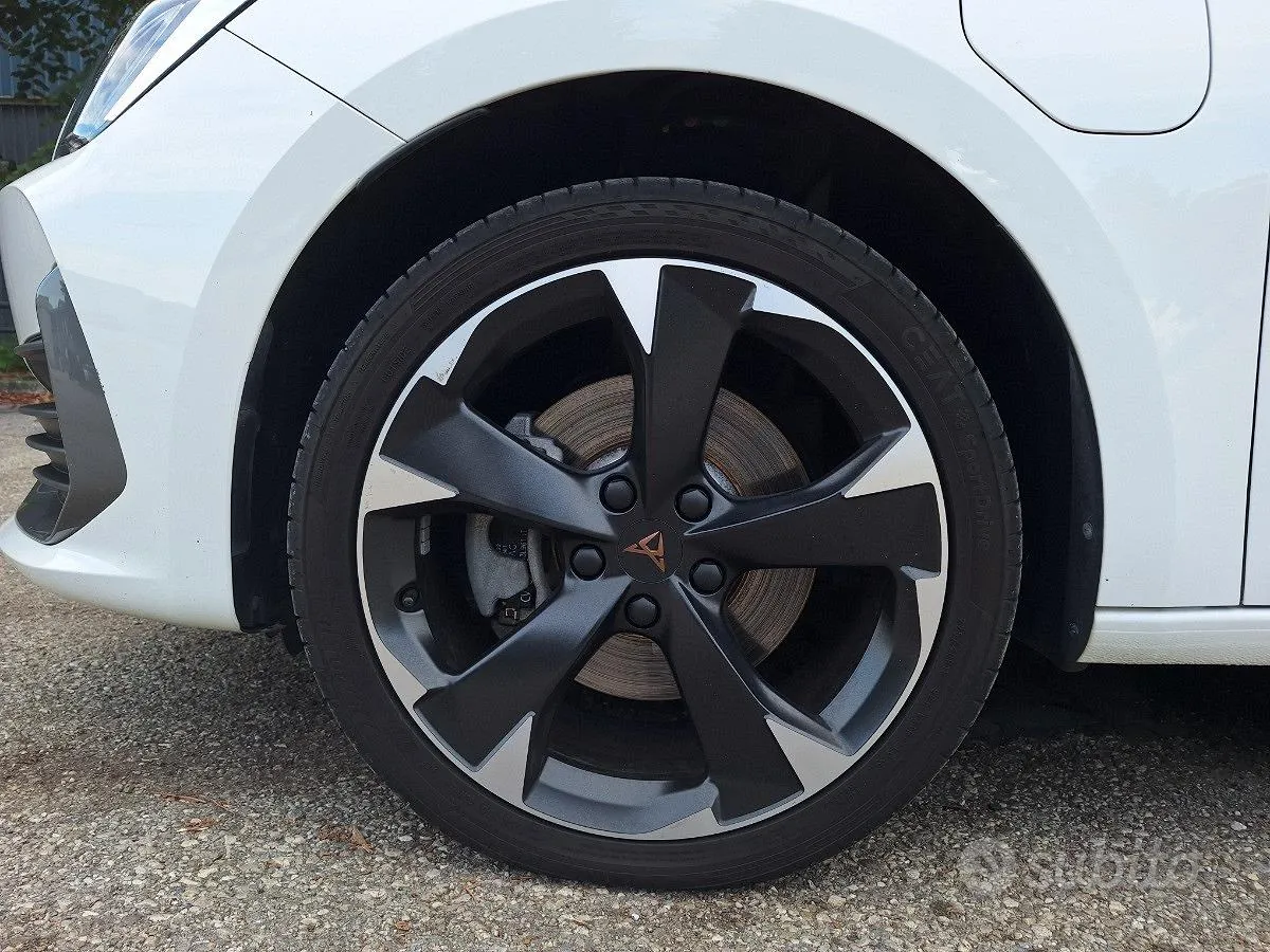 Cupra Leon 2022 photo 5