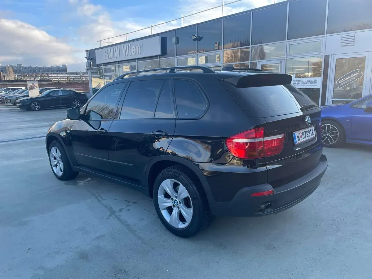 BMW X5 2009 photo 3