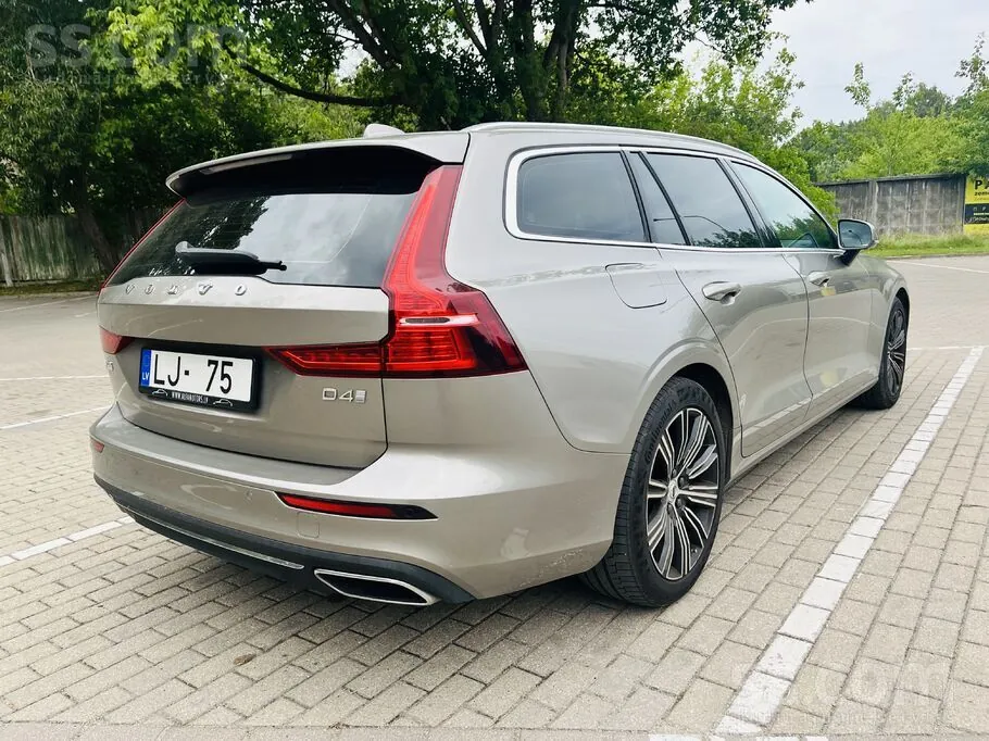 Volvo V60 2018 photo 3