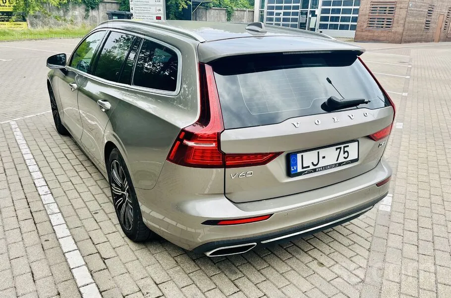 Volvo V60 2018 photo 4