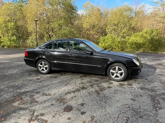 Mercedes-Benz E-Class 2007 photo 5