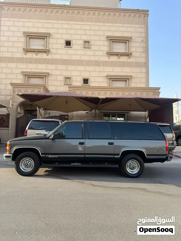 Chevrolet Suburban