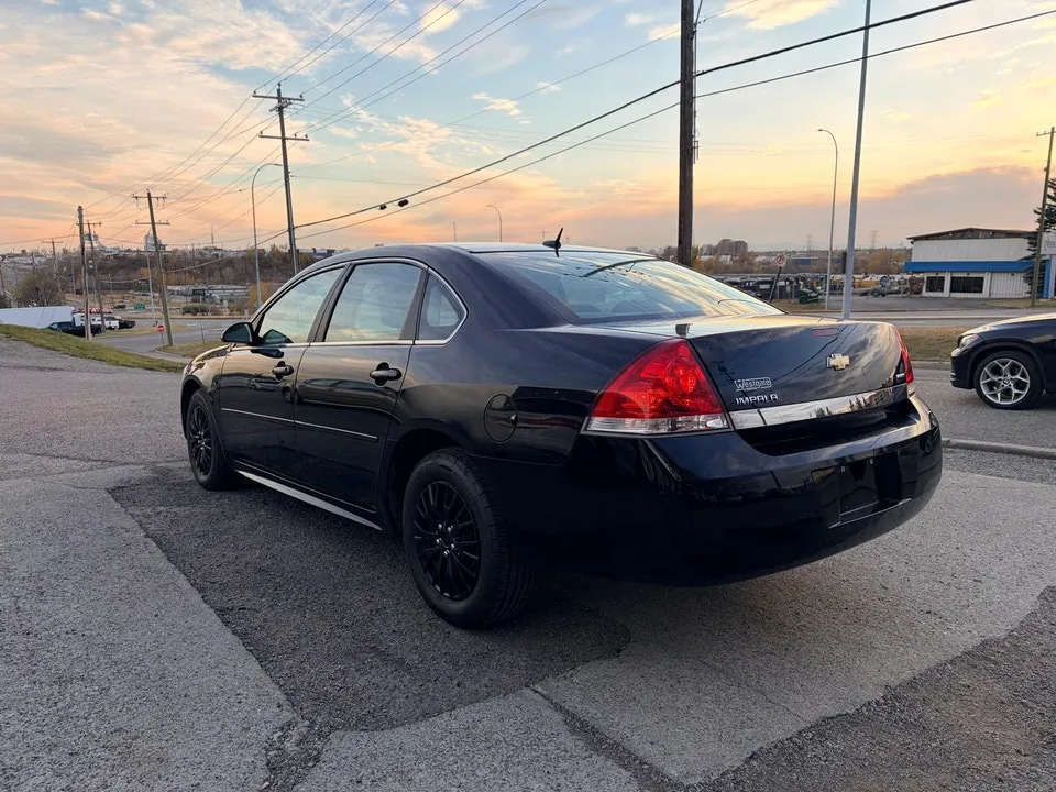 Chevrolet Impala 2010 photo 4