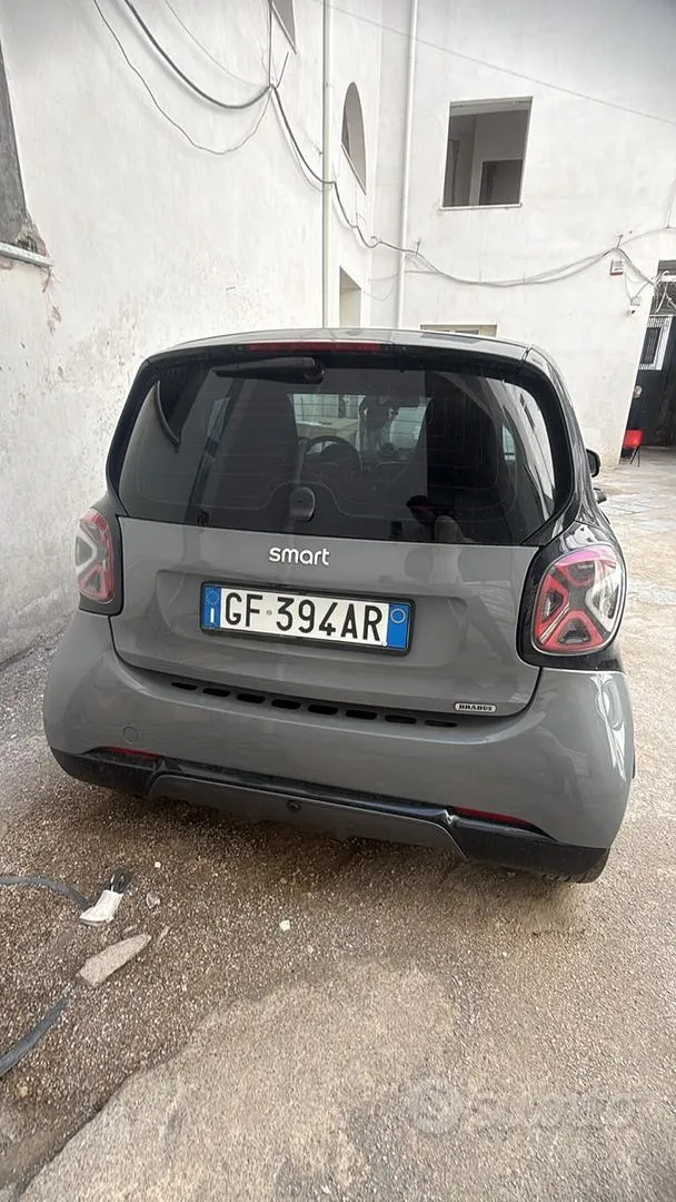 Smart Fortwo 2021 photo 3