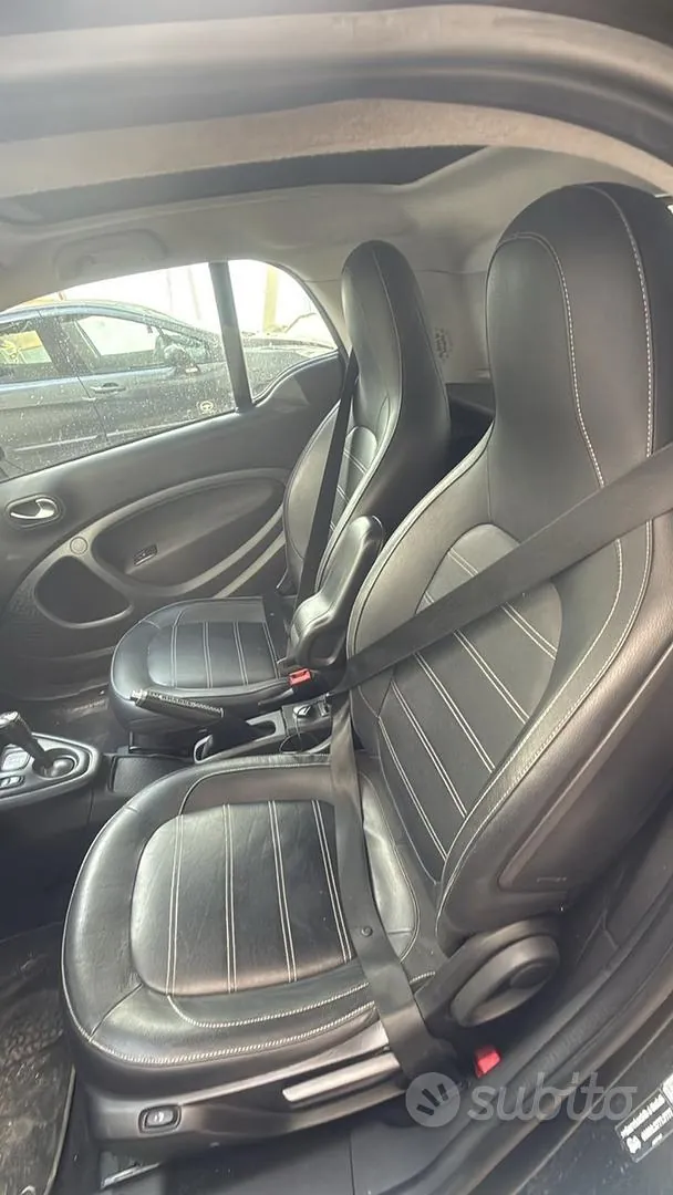 Smart Fortwo 2021 photo 5