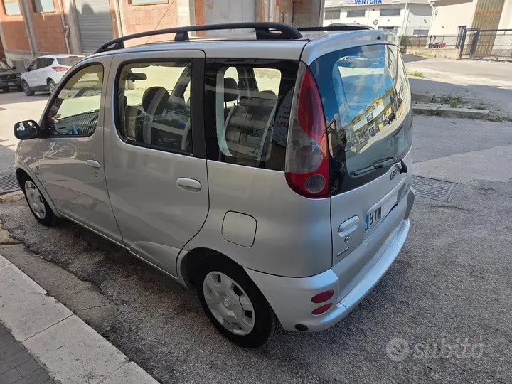 Toyota Yaris 2001 photo 5