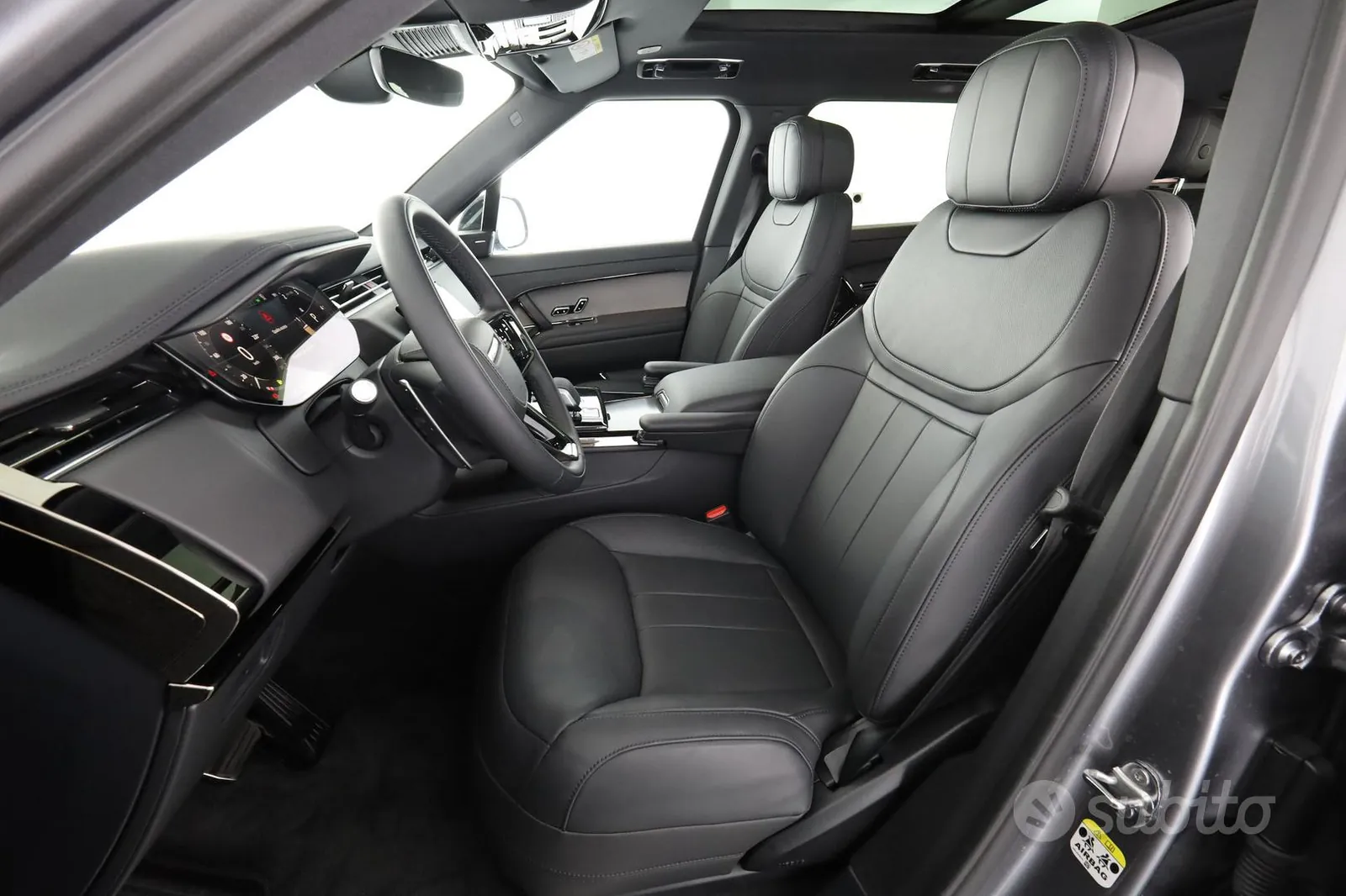 Land Rover Range Rover Sport 2025 photo 2