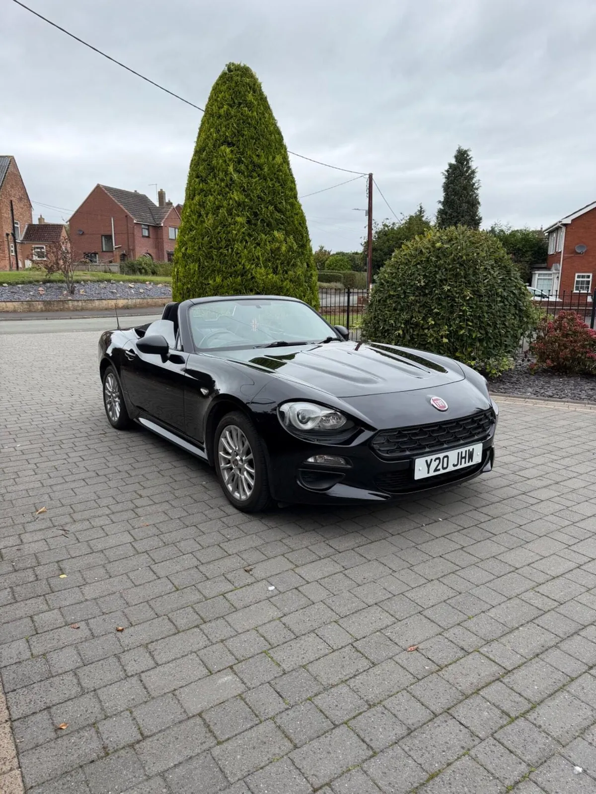 Fiat 124 Spider