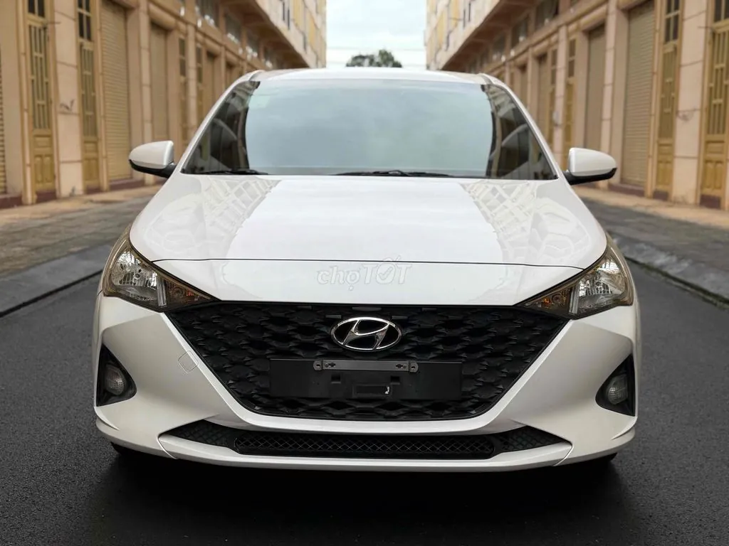 Hyundai Accent 2022 photo 2