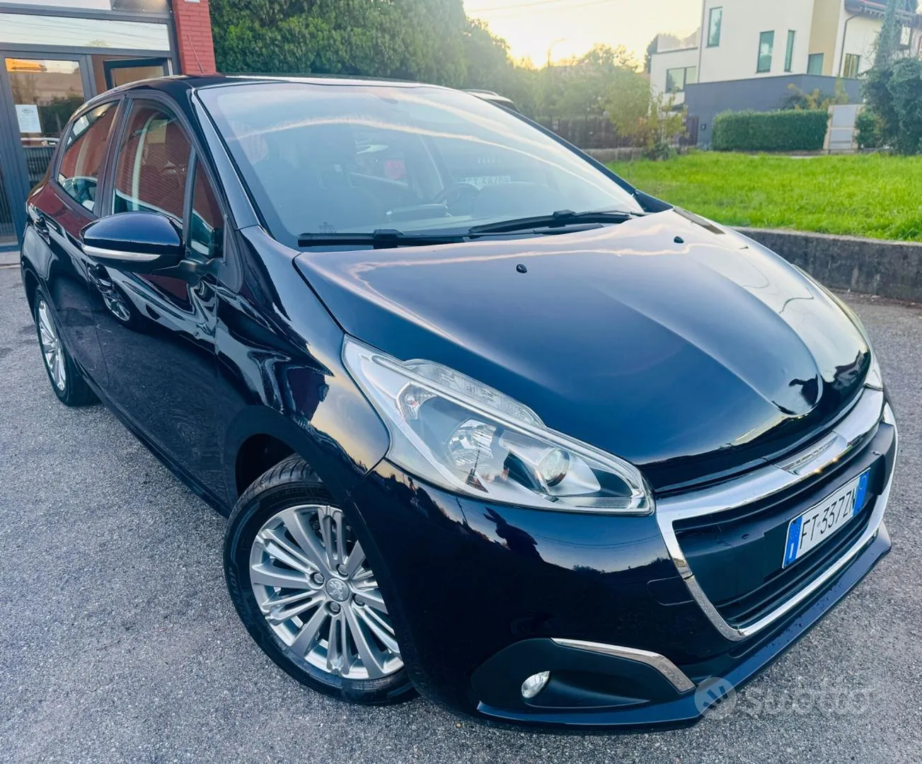 Peugeot 208 2019 photo 2