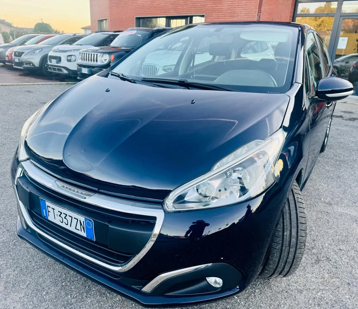 Peugeot 208