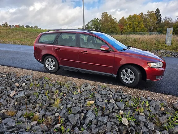 Volvo V50 2010 photo 3