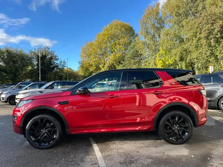 Land Rover Discovery Sport 2018 photo 4