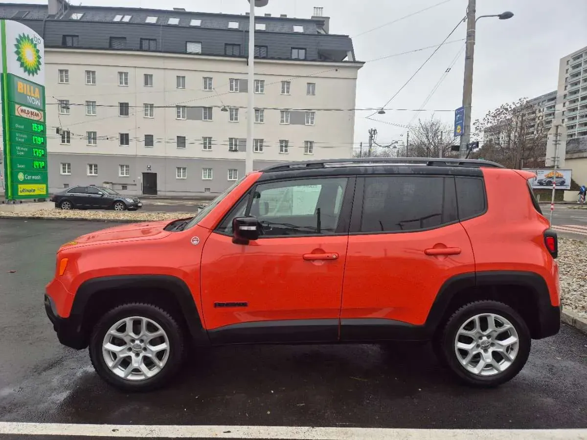 Jeep Renegade 2015 photo 2