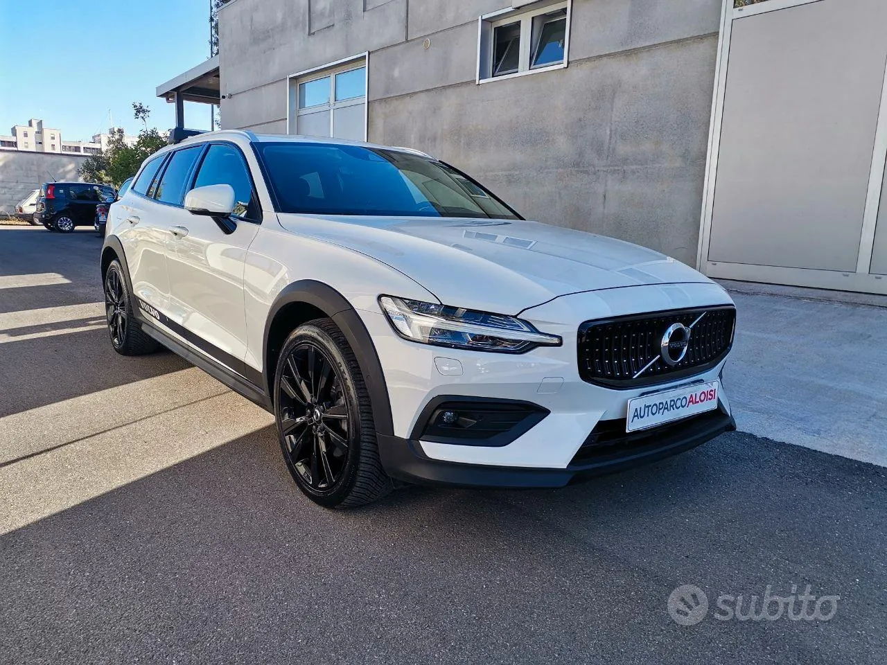 Volvo V60 2020 photo 2