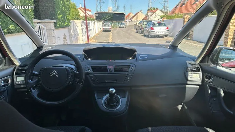 Citroen C4 Picasso 2009 photo 3