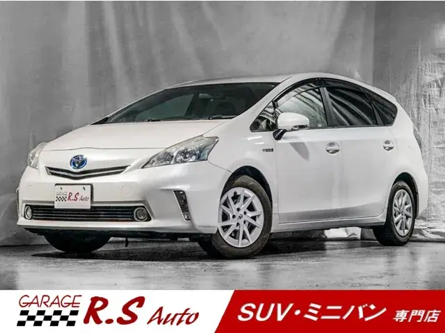 Toyota Priusα 2014 photo 2