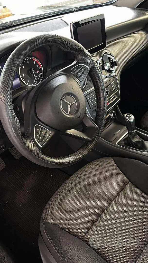 Mercedes-Benz Gla 2016 photo 5