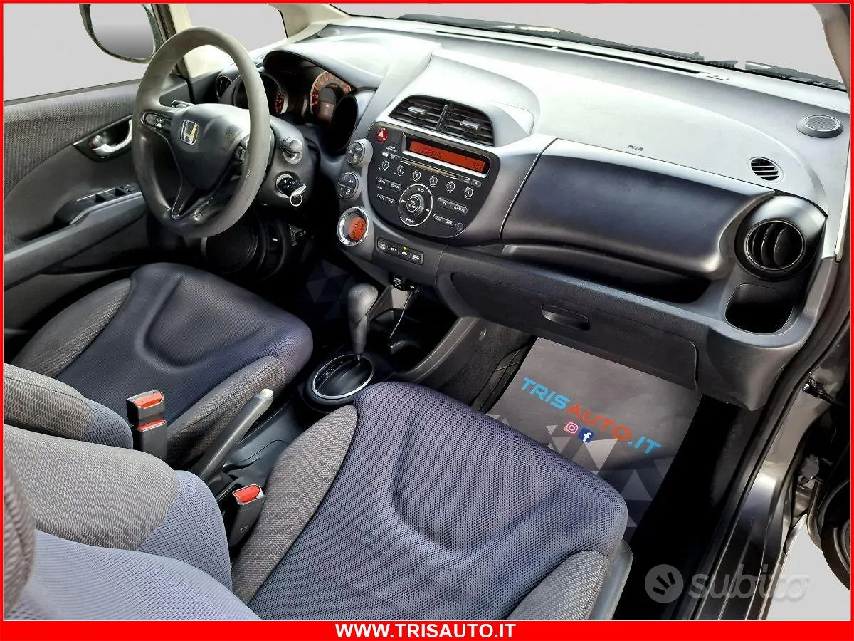 Honda Jazz 2011 photo 5