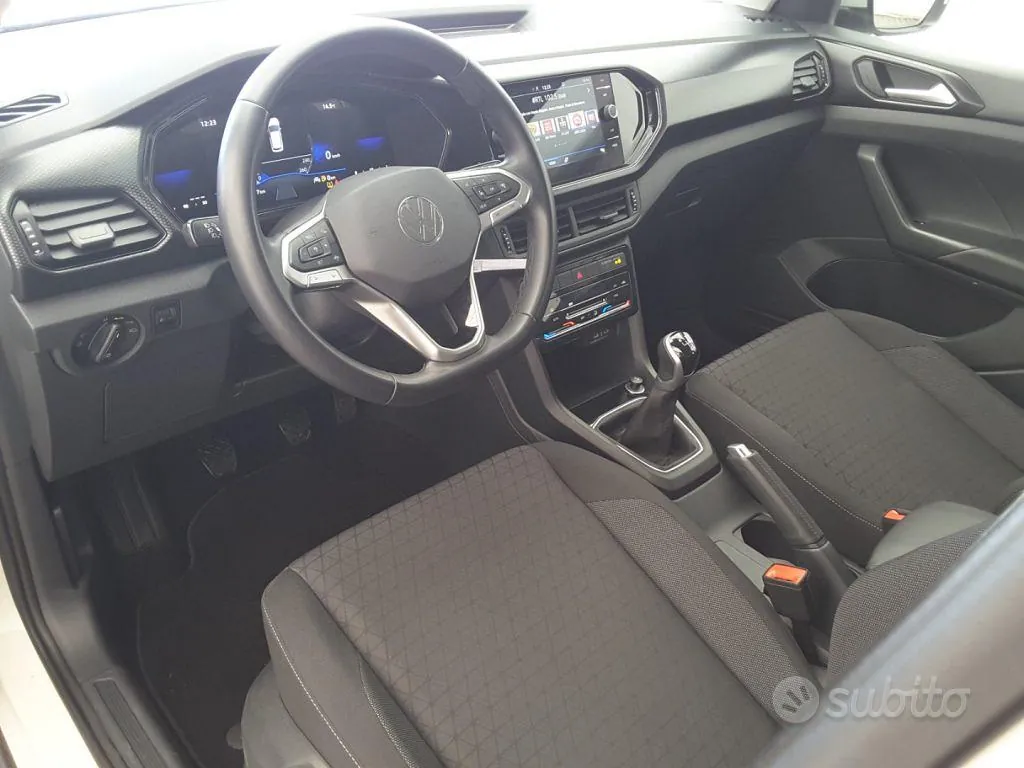 Volkswagen T-Cross 2023 photo 5