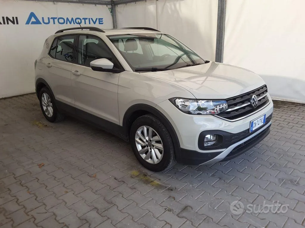 Volkswagen T-Cross 2023 photo 2