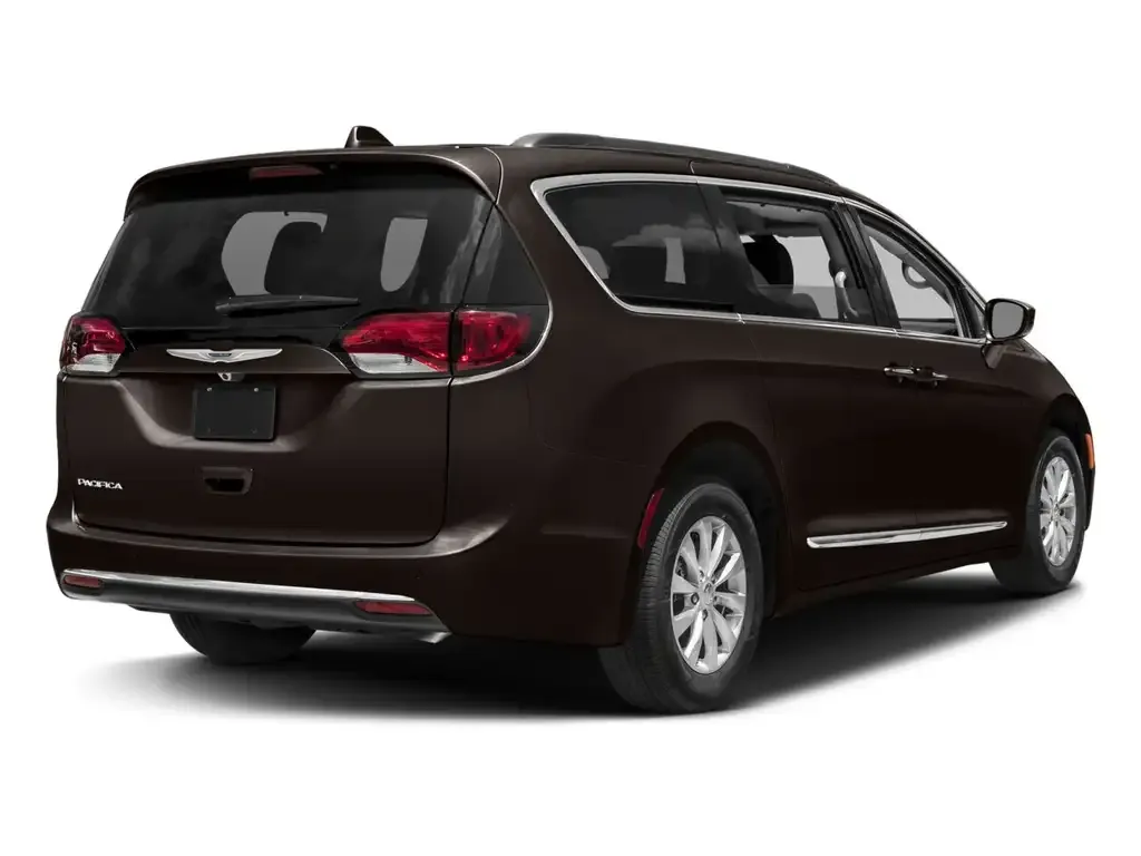 Chrysler Pacifica 2017 photo 2