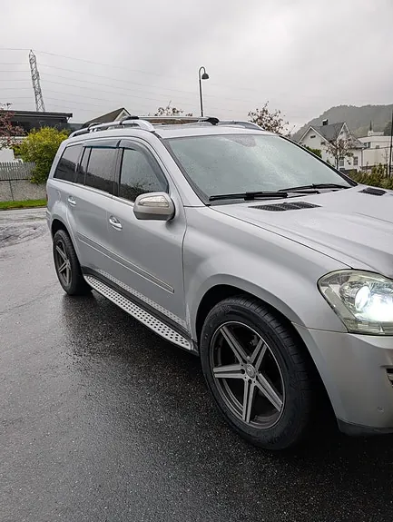 Mercedes-Benz Gl320