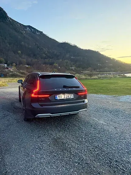 Volvo V90 Cross Country 2022 photo 4