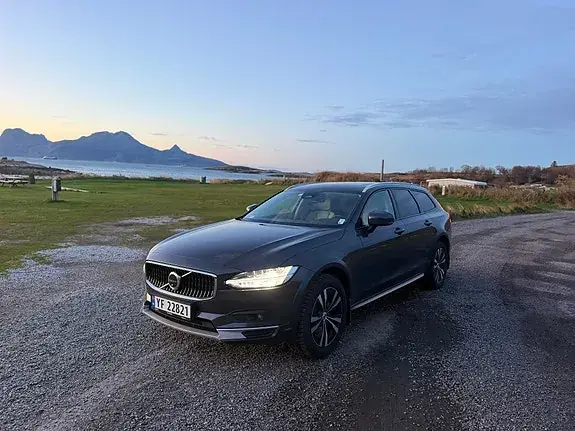 Volvo V90 Cross Country